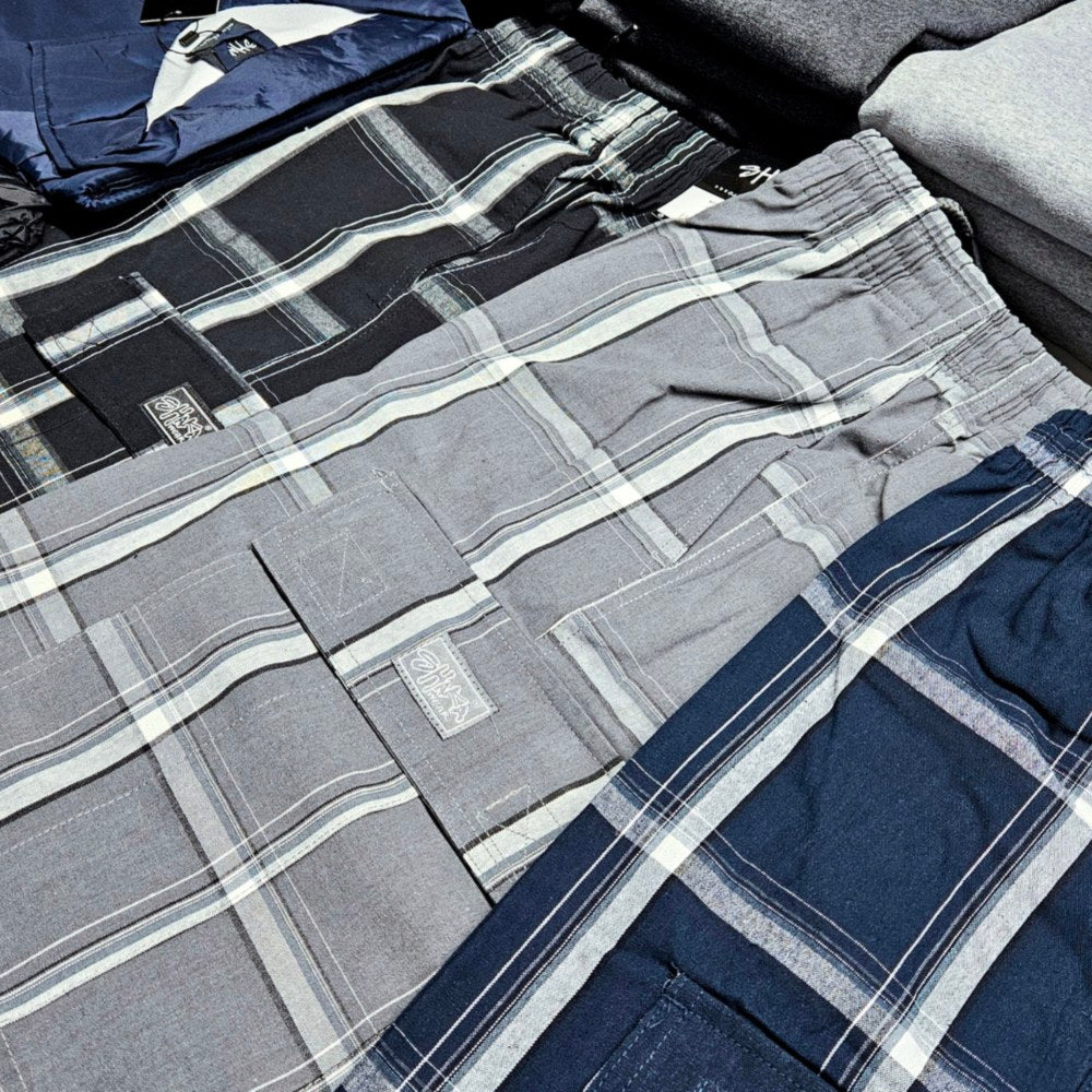 Folded Shaka Wear plaid shorts in grey, white and navy